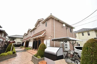 ル プレジール【2階】の外観