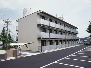 レオパレスコンフォニティ【2階】の外観