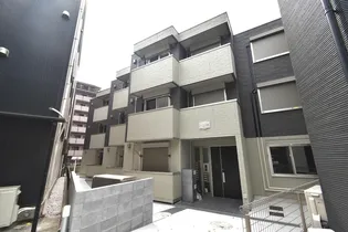 プレシャスコート聖蹟【2階】の外観