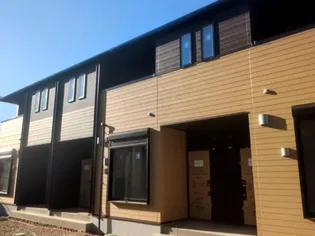 ココ ファミリア Ⅱ【2階】の外観