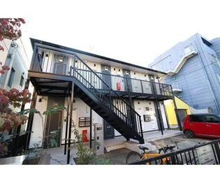 エステート千歳烏山【1階】の外観