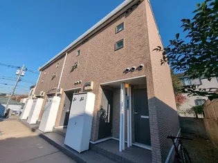 レオネクスト成城壱番館【2階】の外観