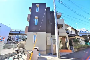 ライズ生田【1階】の外観