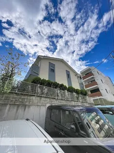 サンロイヤルたまプラーザ【1階】の外観