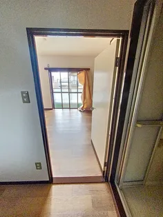 市ヶ尾森ビル参番館【2階】の内装