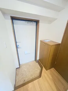 ベルデュール宮前平【3階】の玄関