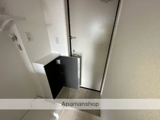 アネックスガーデン東林間【3階】の玄関