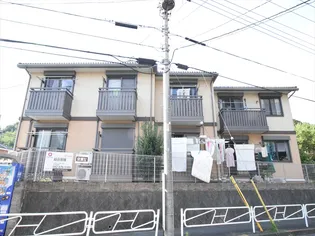 ファミールK【2階】の外観