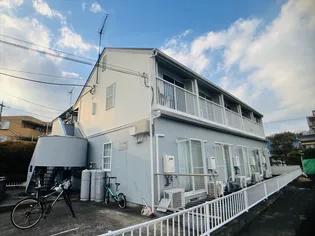 ブルーベル南大沢【2階】の外観