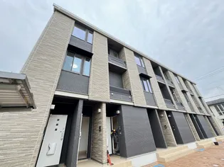 カルム ヴィラージュ【2階】の外観