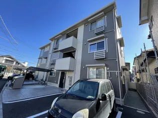 オリーブ【3階】の外観