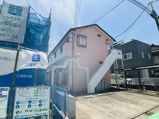 パールハイツ【1階】の外観