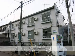 エステートピア丸山【1階】の外観