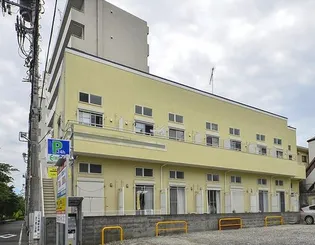 プラウランド京王堀之内【2階】の外観