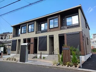 カメリヤウッド【1階】の外観