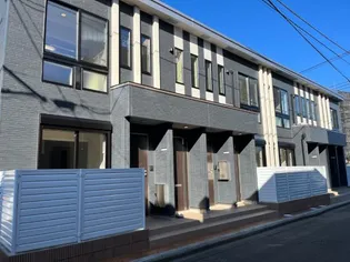 エターナル【2階】の外観