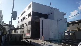 フォンターナIIの画像