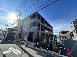 ブリーゼ【3階】の外観