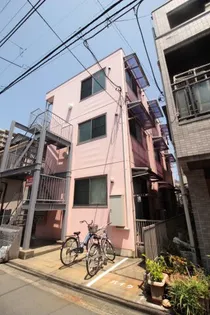 ローザ県立大学【1階】の外観