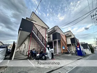 アイランドA【2階】の外観