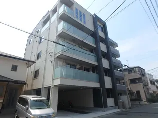 インコントリ【3階】の外観