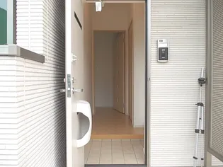 リッチーズ【1階】の玄関