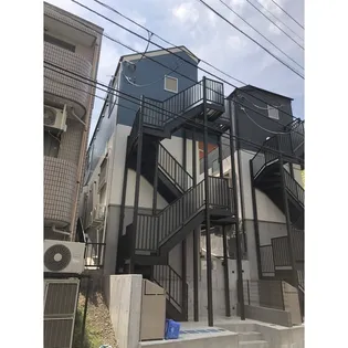アザーレ・パッシオ三田A棟【1階】の外観