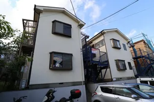 ヴェッセル三ツ沢【2階】の外観