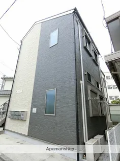 ウィズ・プレイス ナナ【1階】の外観