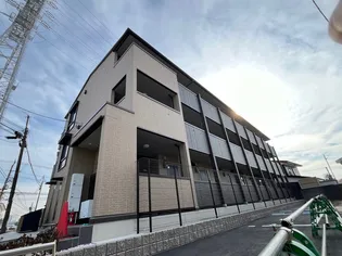 グラディーヴォレ【1階】の外観