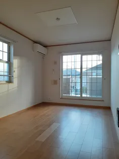 サンステージⅢ【2階】の居間