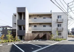 フェルム東海岸【1階】の外観