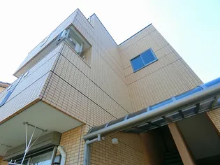 ロビュスト メゾン【3階】の外観