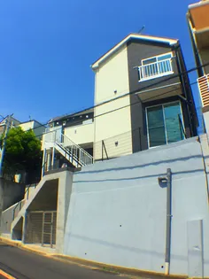 オーガスタコート横浜反町【2階】の外観