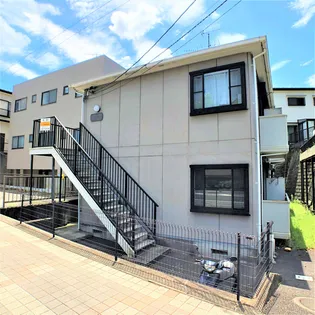 ステージアの画像