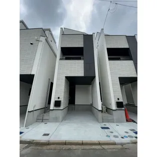 神奈川県横浜市神奈川区栗田谷【一戸建】の外観