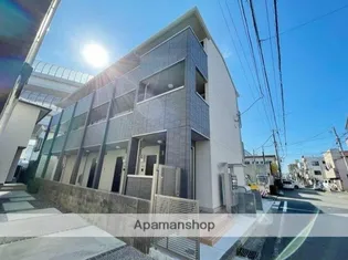 グランドソレーユ生麦【2階】の外観