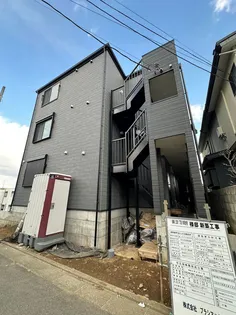 アーデルハイド【1階】の外観