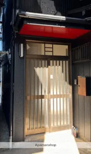 神奈川県横浜市神奈川区斎藤分町【一戸建】の外観