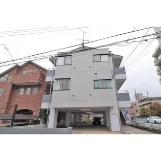 シャトルNT【3階】の外観