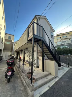 神奈川県横浜市西区西戸部町1丁目【アパート】の外観