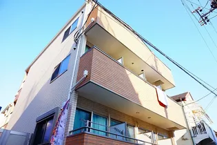 神奈川県横浜市神奈川区白幡上町【アパート】の外観