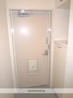 ヒルズ南戸塚【3階】の玄関