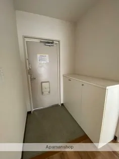 ヒルズ南戸塚【7階】の玄関