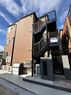 神奈川県横須賀市三春町5丁目【アパート】の外観