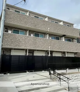 ハーミットクラブハウスセレスト【3階】の外観