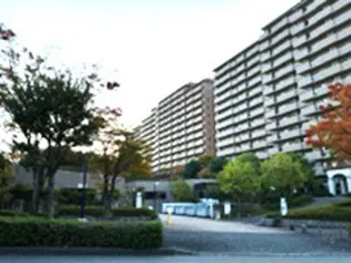 サン・ステージ緑園都市東の街7番館【13階】の外観