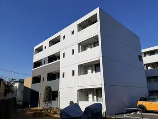 ユトリナ湘南 B【2階】の外観