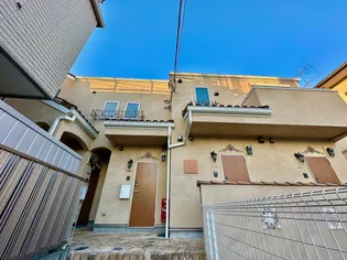 カーサ・ナツーラ【1階】の外観