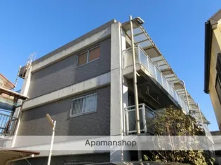 メゾンドムートンの画像